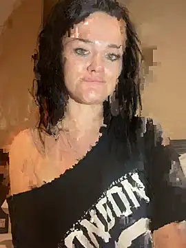 Webcam Model (C-ALIMA_OX)  is live.Free join now!