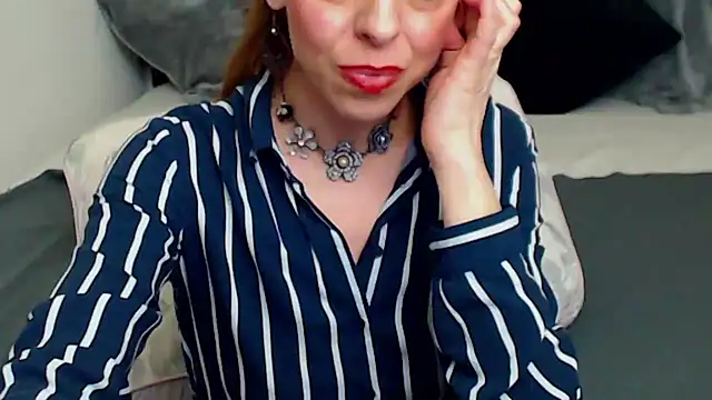 AylyneRichards webcam