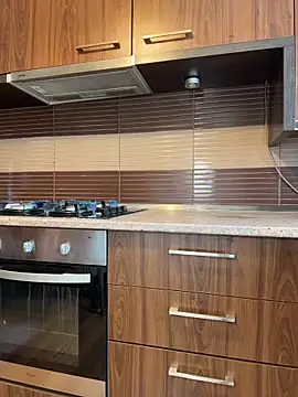 Hotmomcheckk_ webcam