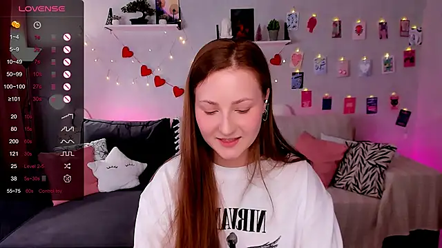 velvet_cherry_ webcam