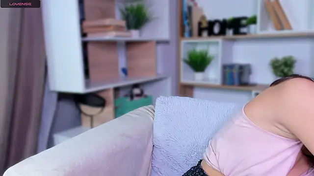 FunnyyMonkeyy webcam