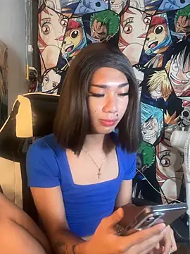 Makemefallinlove webcam