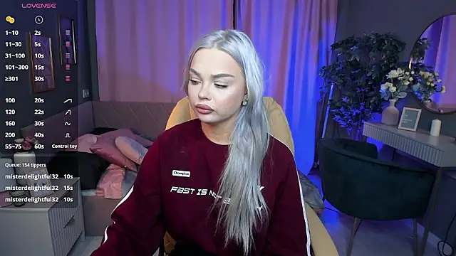 Leslie_Caronn webcam