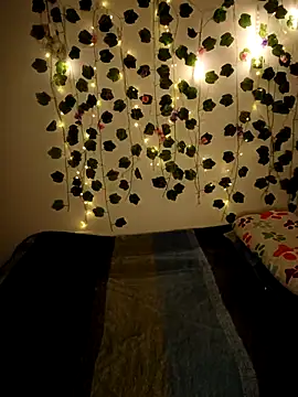 melly_whatson webcam