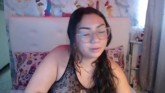 Nicolelewllss webcam