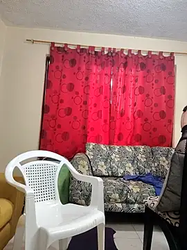 rosahills - Rosahills's free webcam - UK Sex Cams