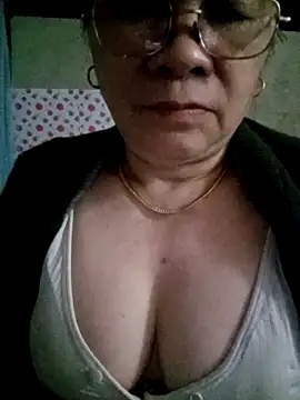 small-house123 webcam