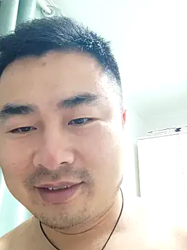 guozuo Live Webcam on Stripchat