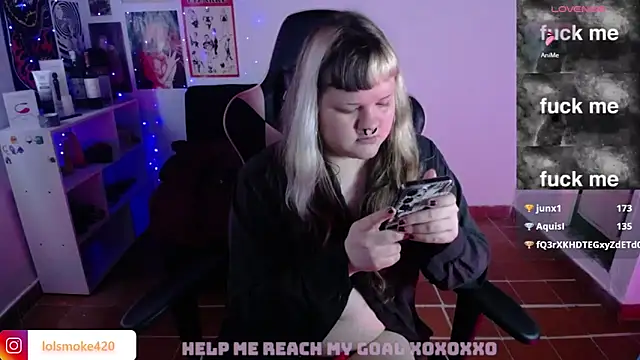 Bdsm_and_fries webcam