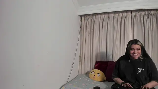 Lilith_Zenith_ webcam