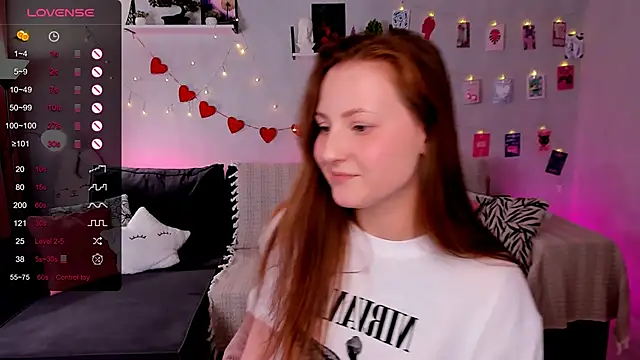 velvet_cherry_ webcam