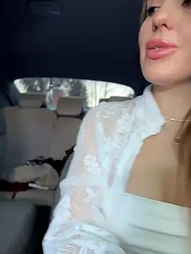 MilfNextDoor20 webcam