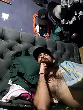 hairy_mannn webcam