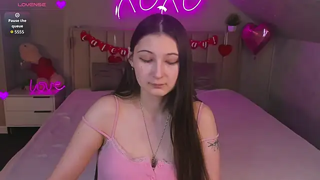 ella_burns - Ella_Burns's free webcam - UK Sex Cams