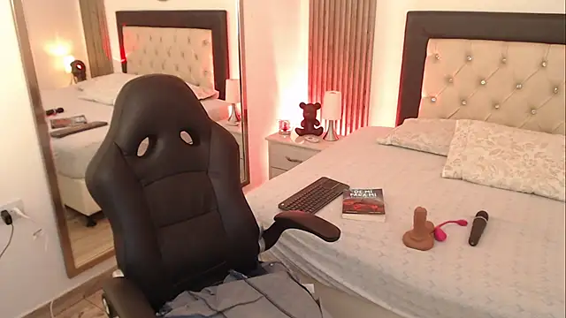 Serena_Houstonn webcam