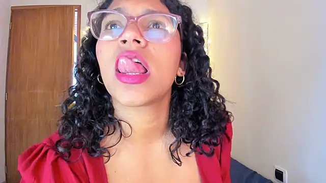 iriss_25 - Iriss_25's free webcam - UK Sex Cams