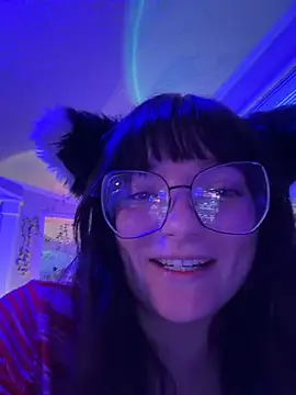 Webcam Model (urpuppymoon)  is live.Free join now!