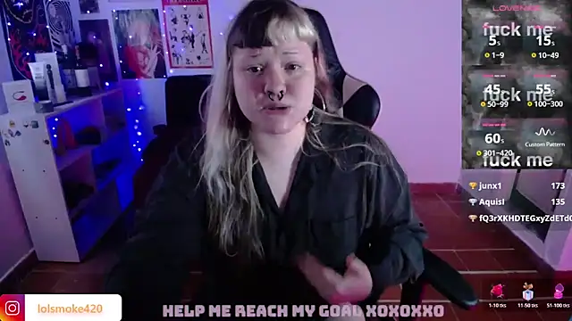 Bdsm_and_fries webcam