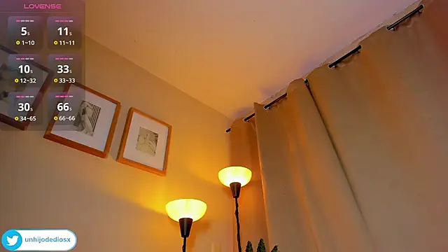 Ackerman_Eren_ webcam