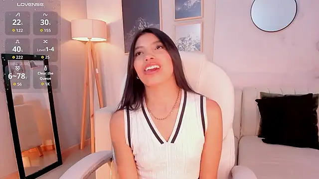 Tiffany Low (Tiffany_Low)