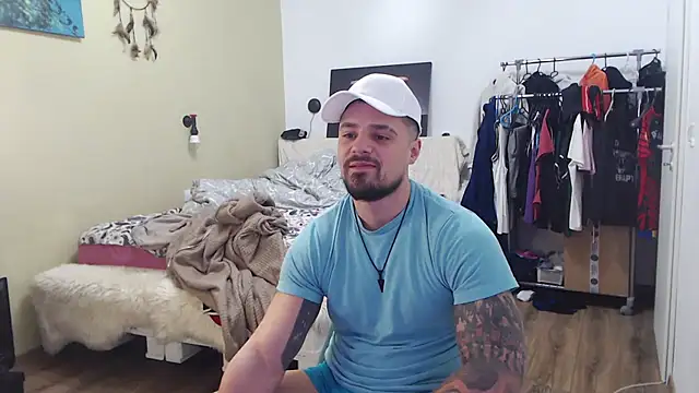 Tiberius_hunk webcam