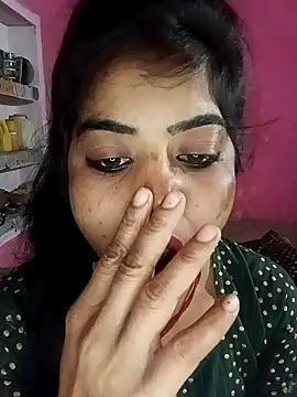 Crazy_Beby143 webcam