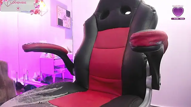 april_jones05 webcam