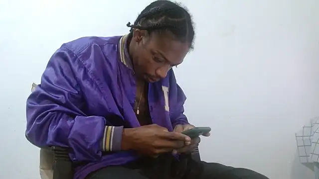 Larry-n-clouds webcam