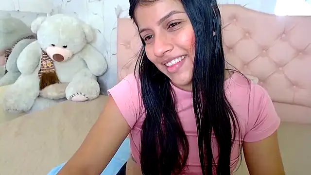 zara_cute webcam