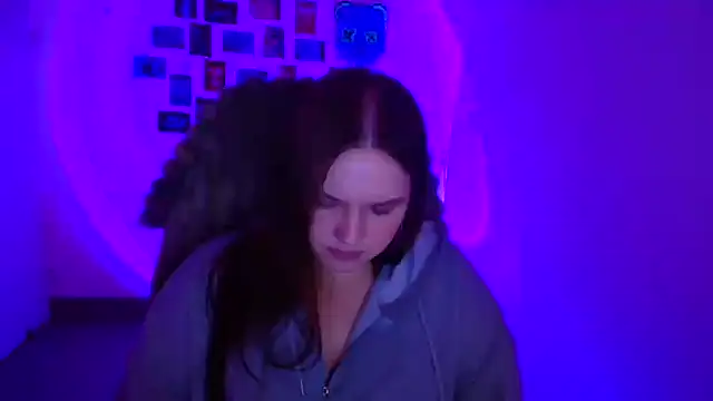 Kitty_Mia_Kitty webcam