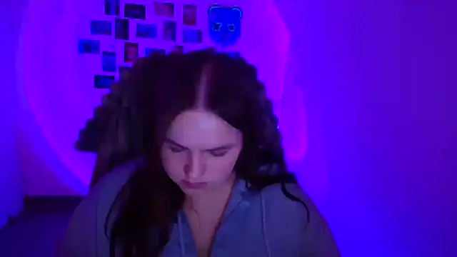 Kitty_Mia_Kitty webcam