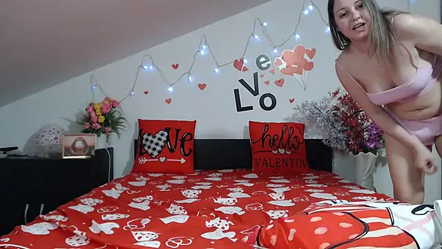 SweetMaddy888 webcam