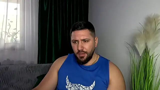 Gold_Alpha_Boy webcam