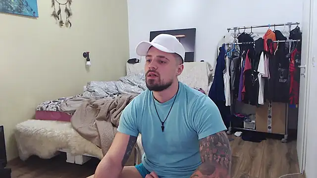 Tiberius_hunk webcam