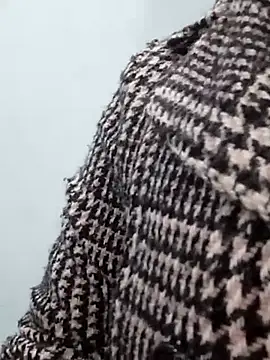 Webcam Model (Laxmi_89) is live