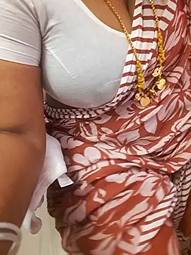 Tamil_Ammani webcam