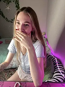 EvelynRavenwood webcam