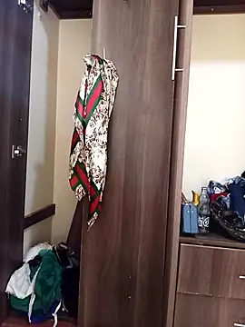 Webcam Model (AnastiaBushlah) is live