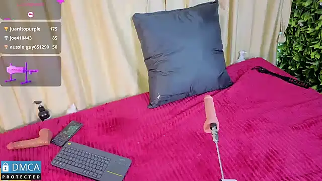 nena_cupcake_ webcam