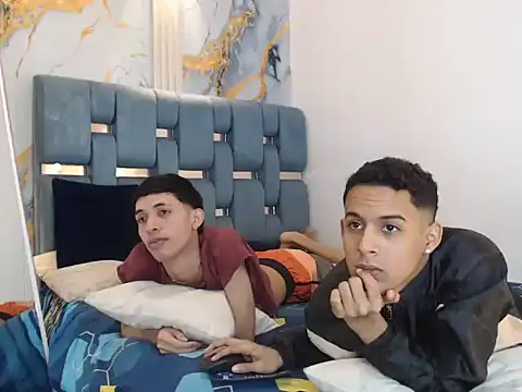GOLD_BOYS webcam