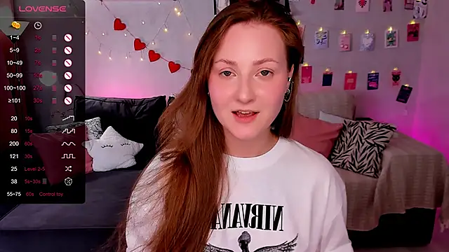 velvet_cherry_ webcam