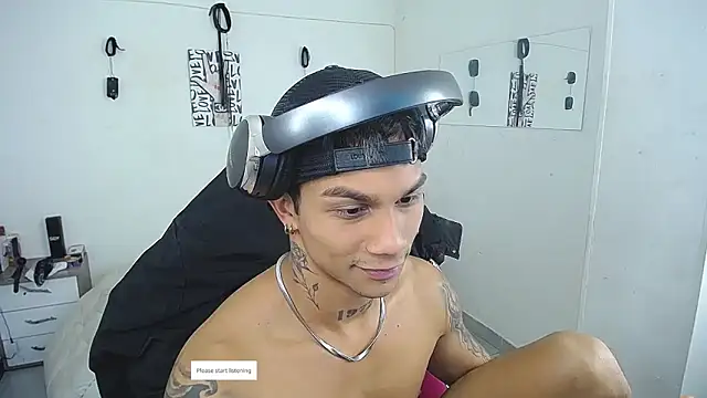 Leonard_Price webcam