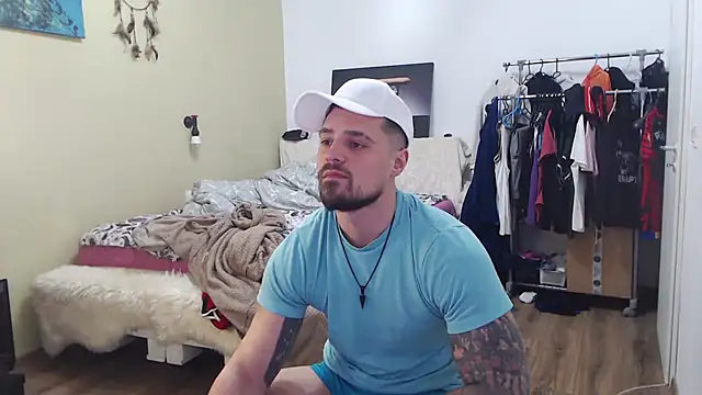 Tiberius_hunk webcam