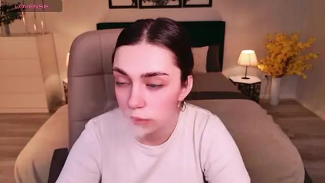 DaniellaLovely webcam