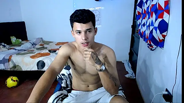 freddy_romas webcam