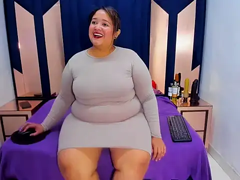 bustyy_juicyrx webcam