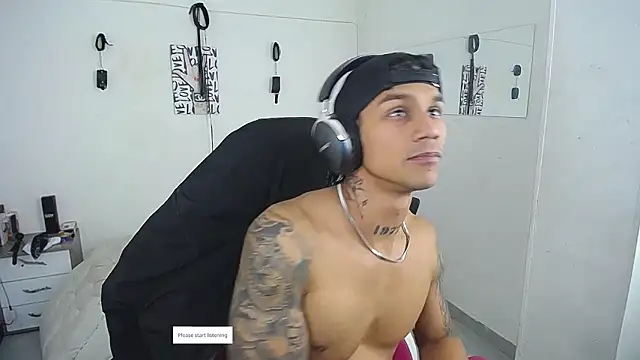 Leonard_Price webcam