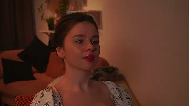 Olivia_Farrell webcam