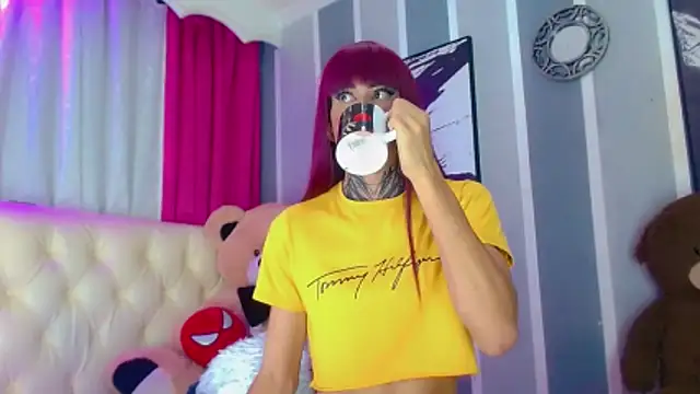 Julia_Bulette1 webcam