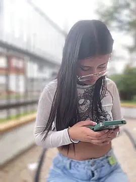 StrawberryPink_ webcam